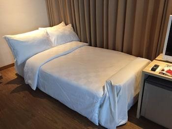 M Premiere Dago Hotel 3*