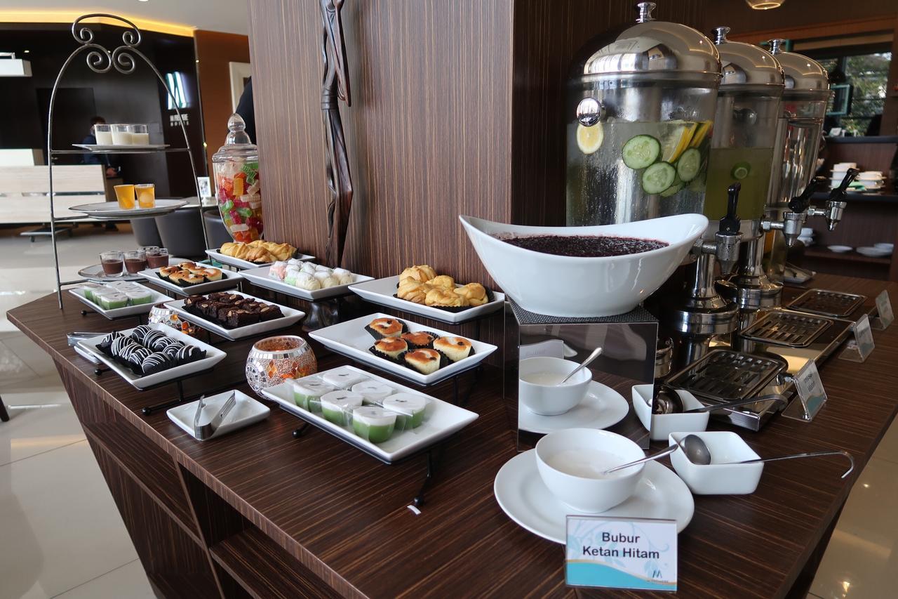 Hotel M Premiere Dago 3*